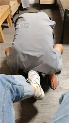 【优优】脏鞋虐废不听话的狗奴_HD绳艺资源