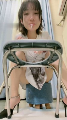 图片[4]_【柔儿公主】浓痰呕吐物辱_HD绳艺资源