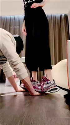 图片[4]_【九娘】提档/运动鞋踩踏/喝圣水_HD绳艺资源