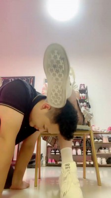 图片[4]_【雯雯】JK小姐姐-白鞋白袜踩贱奴_HD绳艺资源