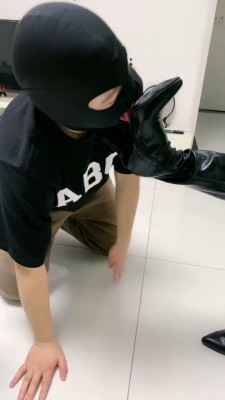 【蜜糖情侣】保养皮靴后的奖励_HD绳艺资源