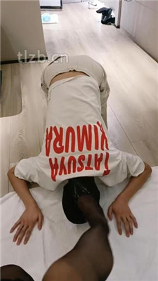 【米小唐】黑丝高跟踩恋足狗【下】_HD绳艺资源