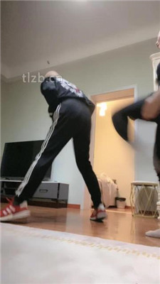 图片[5]_【魅儿】运动鞋白袜重度连环提档_HD绳艺资源