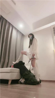 图片[8]_【月影儿】长靴踩狗/白袜气味控制/踩踏喂食_HD绳艺资源