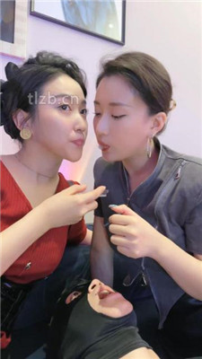 图片[6]_【潘妮绳艺导师】双S-丝袜美腿诱惑踩地毯狗【双视角版】_HD绳艺资源