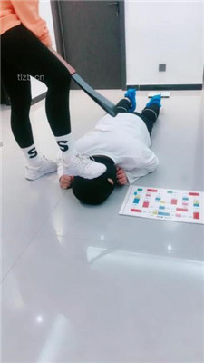 图片[2]_【伊柔】飞行棋决定刑罚大挑战_HD绳艺资源