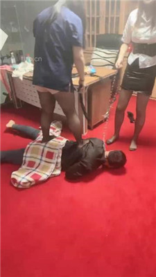 图片[15]_【亿姐】双S-闻舔黑丝脚/踩踏踢踹/骑马喂口水_HD绳艺资源