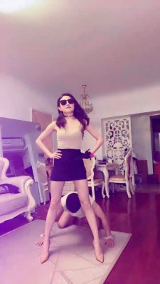 【苏曼】鼻勾虐/转胯爬行/狗哥踩踏/插嘴_HD绳艺资源