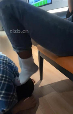 图片[10]_【绝美兔绳艺导师】喝洗脚水/跪舔脏鞋白袜_HD绳艺资源