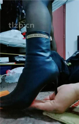 图片[9]_【西安欣】镜前骑马/舔短靴黑丝/踩踏/窒息_HD绳艺资源