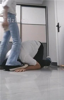 图片[11]_【美娜格格】高难度挑战专场-耳光/提档/帆布鞋踩/揪耳朵_HD绳艺资源