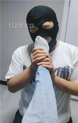 图片[16]_【美娜格格】高难度挑战专场-耳光/提档/帆布鞋踩/揪耳朵_HD绳艺资源