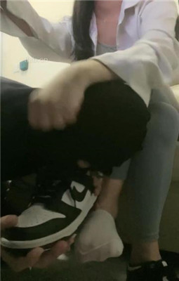 图片[6]_【漫漫】网咖桌底视角伺候_HD绳艺资源