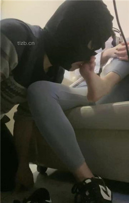 图片[8]_【漫漫】网咖桌底视角伺候_HD绳艺资源