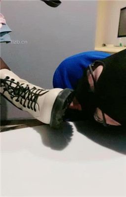 图片[4]_【赵奈奈】舔短靴脏鞋底/转胯踢踹/骑马_HD绳艺资源