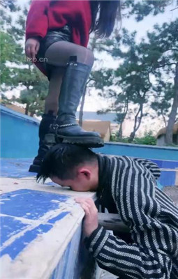 图片[10]_【宸宸】狗奴才清理庄园池塘_HD绳艺资源