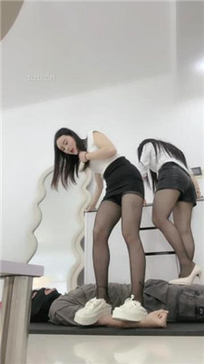 图片[17]_【冰夏】双S高跟/长靴/运动鞋-踩踏深喉插嘴【双视角版】_HD绳艺资源