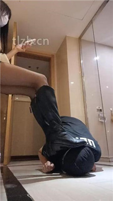 图片[12]_【十言】长靴S诱惑-跪舔/踩踏/脚耳光/转胯狗爬_HD绳艺资源