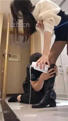 图片[14]_【十言】长靴S诱惑-跪舔/踩踏/脚耳光/转胯狗爬_HD绳艺资源