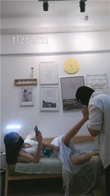 【美娜格格】裸足深喉/肉丝美腿/转胯羞辱/腿绞窒息_HD绳艺资源