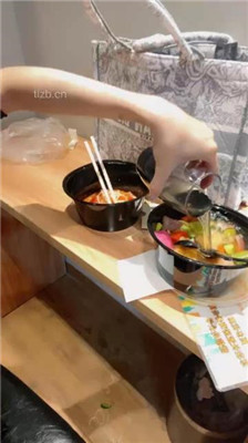 图片[5]_【陈甜女帝】长靴原味船袜jio踩地毯狗_HD绳艺资源