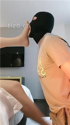 图片[14]_【米小唐】长靴高跟全体重踩/跪舔闻肉丝脚/胯下辱_HD绳艺资源