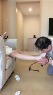 图片[19]_【苏西】甘愿被抽耳光-训练换来舔jio机会_HD绳艺资源