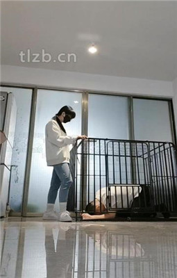 【悦主大大】圈养奴化-转胯骑马-囚禁狗笼-舔白袜裸足_HD绳艺资源