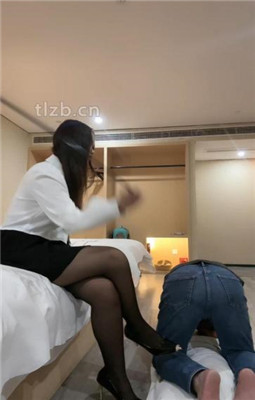 图片[10]_【叶娘】重度SP/黑丝高跟诱惑踩/耳光抽_HD绳艺资源