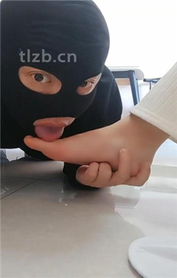 图片[10]_【吴迪】素人小姐姐-闻鞋闻jio/踩踏喂食-舔脚_HD绳艺资源