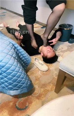 图片[13]_【绝美兔绳艺导师】小白鞋白袜配黑丝虐贱奴_HD绳艺资源