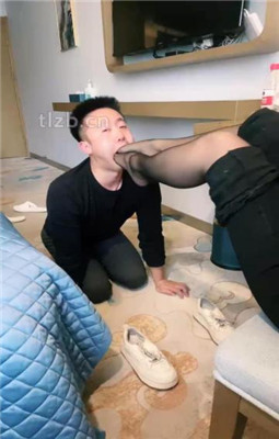 图片[17]_【绝美兔绳艺导师】小白鞋白袜配黑丝虐贱奴_HD绳艺资源