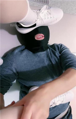 图片[2]_【北京嘟嘟】小白鞋棉袜踩地毯/插嘴_HD绳艺资源