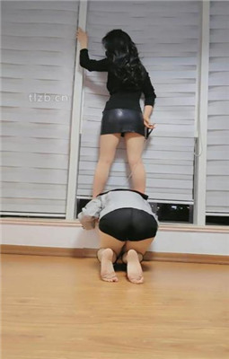 图片[18]_【妆主大大】办公室-母畜-高跟肉丝诱惑-耳光/脚插嘴-高跟踩_HD绳艺资源