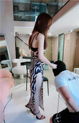 图片[8]_【陈莹斯】生活化圈养-上-椅子脚垫压手/揪耳朵_HD绳艺资源