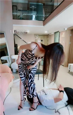 图片[10]_【陈莹斯】生活化圈养-上-椅子脚垫压手/揪耳朵_HD绳艺资源