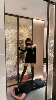 【美美子】长靴/高跟踢裆踩踏-耳光坐垫/恋足闻_HD绳艺资源