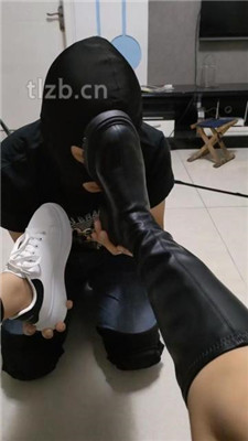 图片[7]_【尤尤子】双S-舔脏鞋白袜jio/伺候沐足/踩踏/转胯【下】_HD绳艺资源