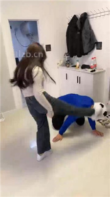 图片[2]_【精神小妹】双S素人学生主-超高难度挑战踢踹_HD绳艺资源