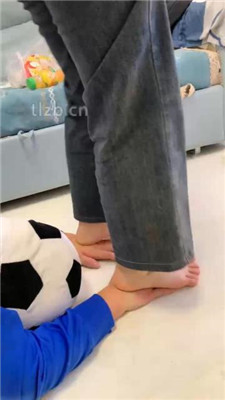 图片[17]_【精神小妹】双S素人学生主-超高难度挑战踢踹_HD绳艺资源