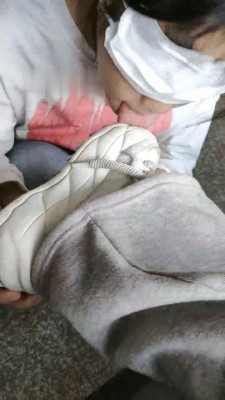 图片[12]_【爱可呀】学姐教室椅下/楼道-卑微跪舔_HD绳艺资源