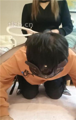 图片[3]_【温妤】黑丝高跟踩脚垫/骑马_HD绳艺资源