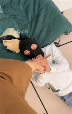 图片[11]_【辣姐】和男友逛街累了让家奴伺候_HD绳艺资源