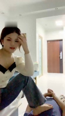 图片[3]_【六酱】闻舔白袜/塞袜子/骑马/灌圣水_HD绳艺资源