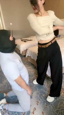 图片[3]_【孤傲女帝】重度鞭刑-藤条戒尺都打断_HD绳艺资源