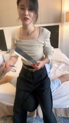 图片[6]_【孤傲女帝】重度鞭刑-藤条戒尺都打断_HD绳艺资源