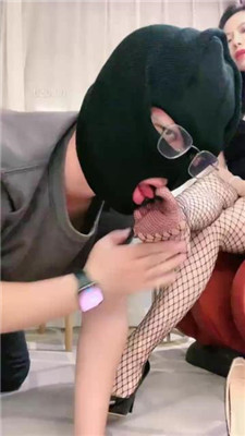 图片[10]_【灵教官】高跟黑网袜诱惑脚垫_HD绳艺资源