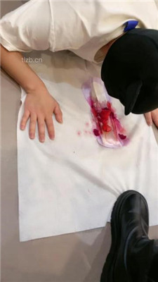 图片[18]_【嘉妮】转胯爬行/舔姨妈巾/灌圣水/跪舔脏鞋底原味jio_HD绳艺资源