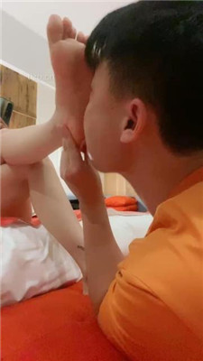 图片[8]_【不知名美女】长腿模特S-裸足狂舔_HD绳艺资源