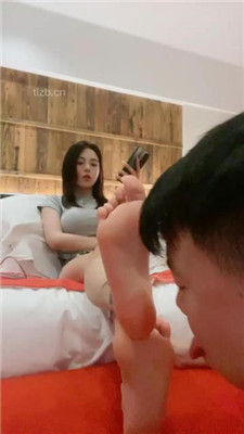 图片[9]_【不知名美女】长腿模特S-裸足狂舔_HD绳艺资源